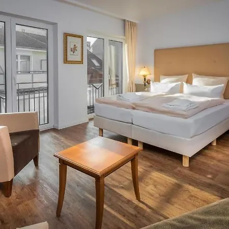 Appartamento Business-apartment 6 Mit Kueche & Kostenfreiem Parkplatz Greifswald