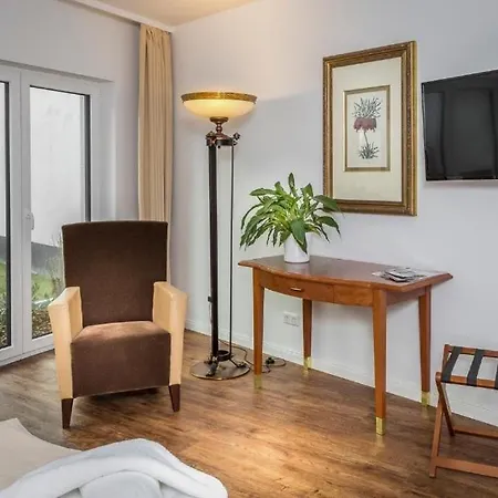 Appartamento Business-apartment 6 Mit Kueche & Kostenfreiem Parkplatz Greifswald