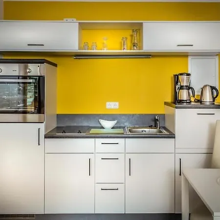 Business-apartment 6 Mit Kueche & Kostenfreiem Parkplatz